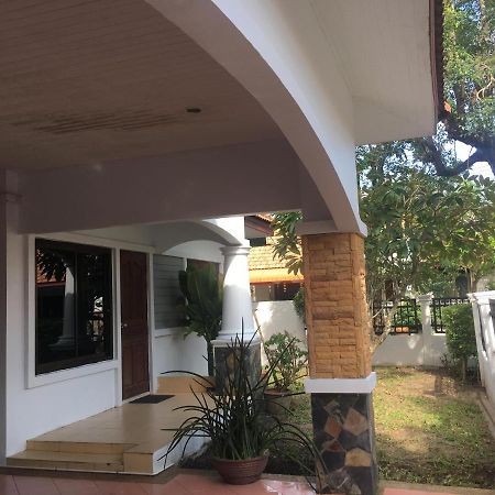 Beautiful 3 Bedroom Garden Villa Chalong Εξωτερικό φωτογραφία
